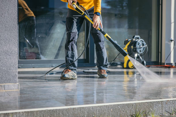 Best Pressure Washing Brick  in Lowell, AR